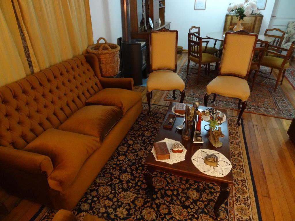Vida 2000 Acomodação com café da manhã  2*